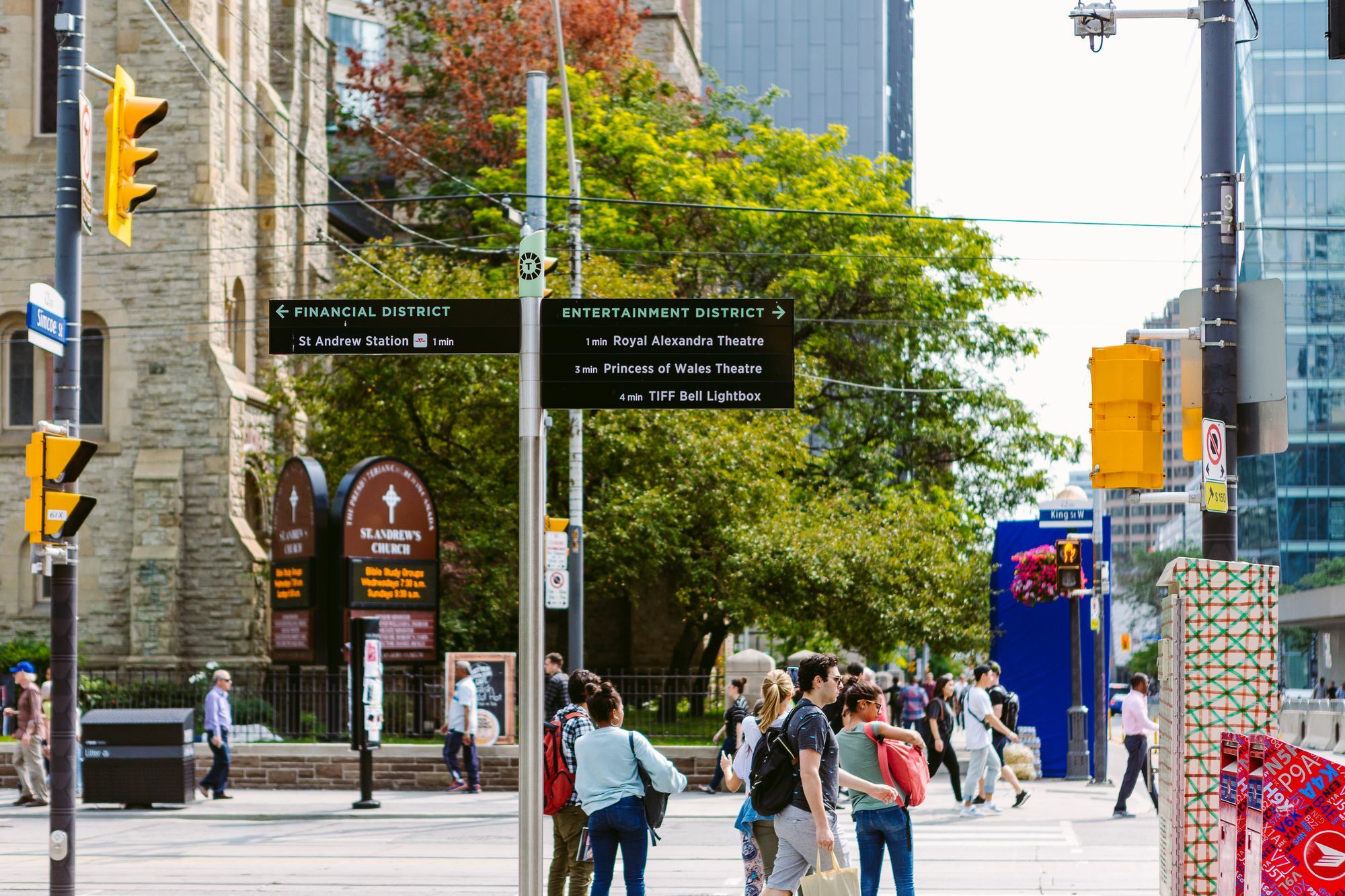 Quickstay - Luxury Executive In Yorkville Toronto Exterior photo