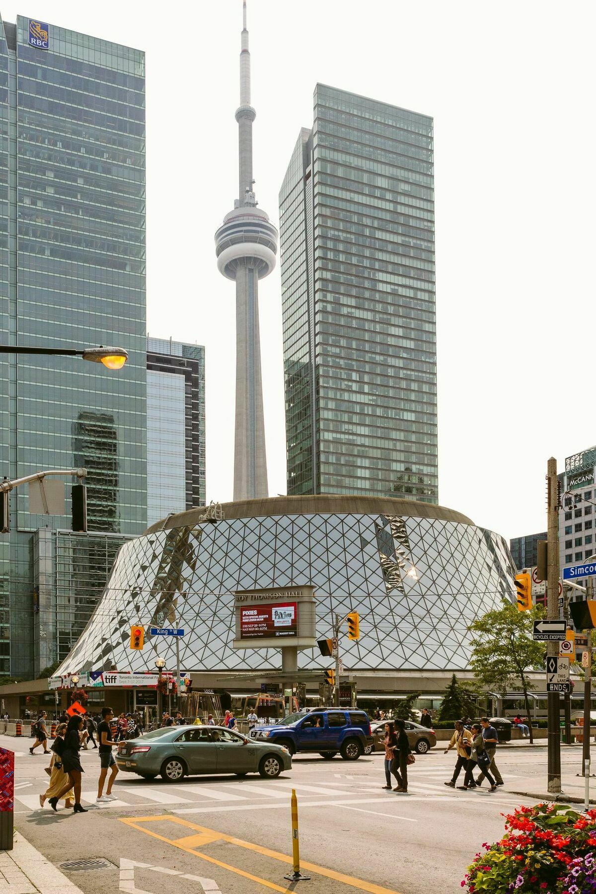 Quickstay - Luxury Executive In Yorkville Toronto Exterior photo